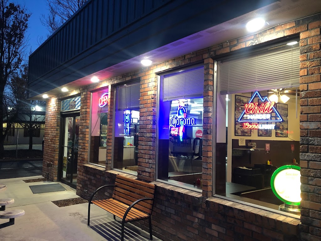 Main Street Burger | restaurant | 1615 N Main St, Meridian, ID 83642, USA | 2082882126 OR +1 208-288-2126