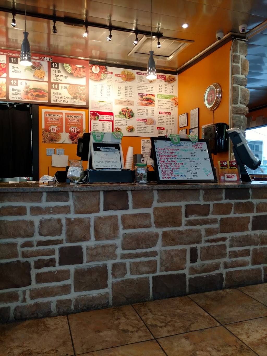 Wings & Philly | restaurant | 139 S Clayton St, Lawrenceville, GA 30046, USA | 6788782001 OR +1 678-878-2001