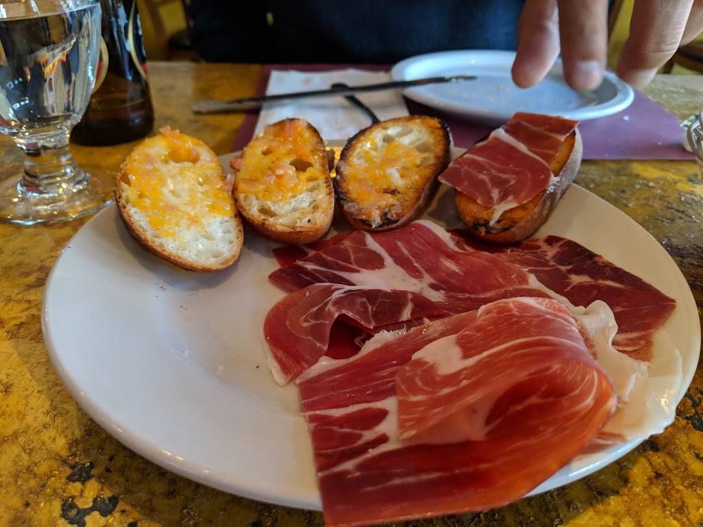 Esperpento Restaurant | restaurant | 3295 22nd St, San Francisco, CA 94110, USA | 4152828867 OR +1 415-282-8867