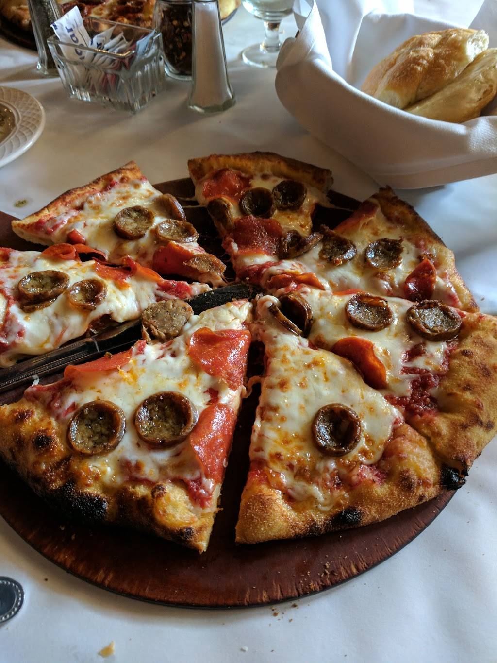 Luciano Express Pizzeria | restaurant | 849 E Commerce St #157, San Antonio, TX 78245, USA | 2102267295 OR +1 210-226-7295