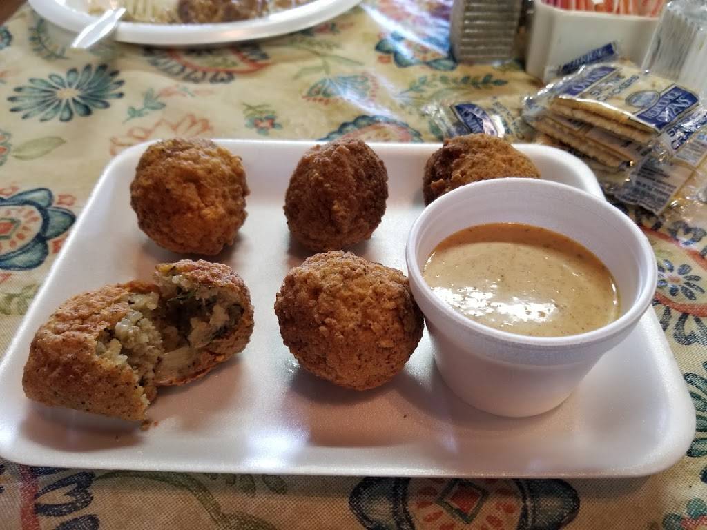 Twisted 6 BBQ & Country Eats | restaurant | 1621 S Main, Calvert, TX 77837, USA | 9793642227 OR +1 979-364-2227