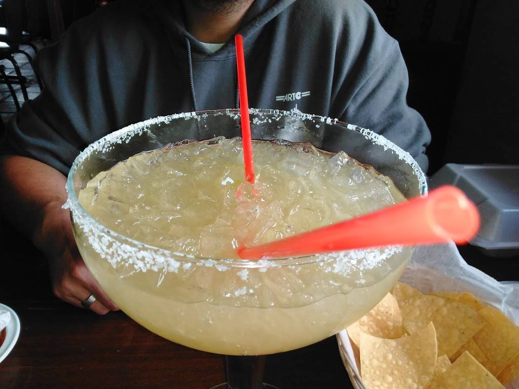 Casa Romero | restaurant | 521 E Airline Dr, East Alton, IL 62024, USA | 6182588204 OR +1 618-258-8204