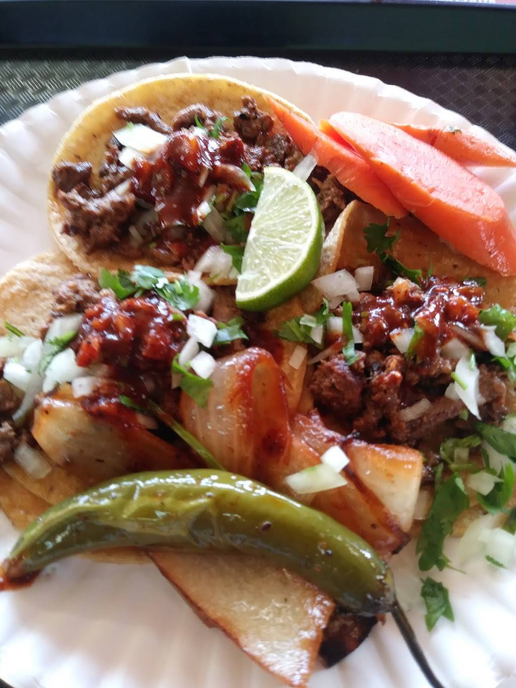 Tacos El Jaliscience II | restaurant | 441 N Sanborn Rd, Salinas, CA 93905, USA | 8317690207 OR +1 831-769-0207