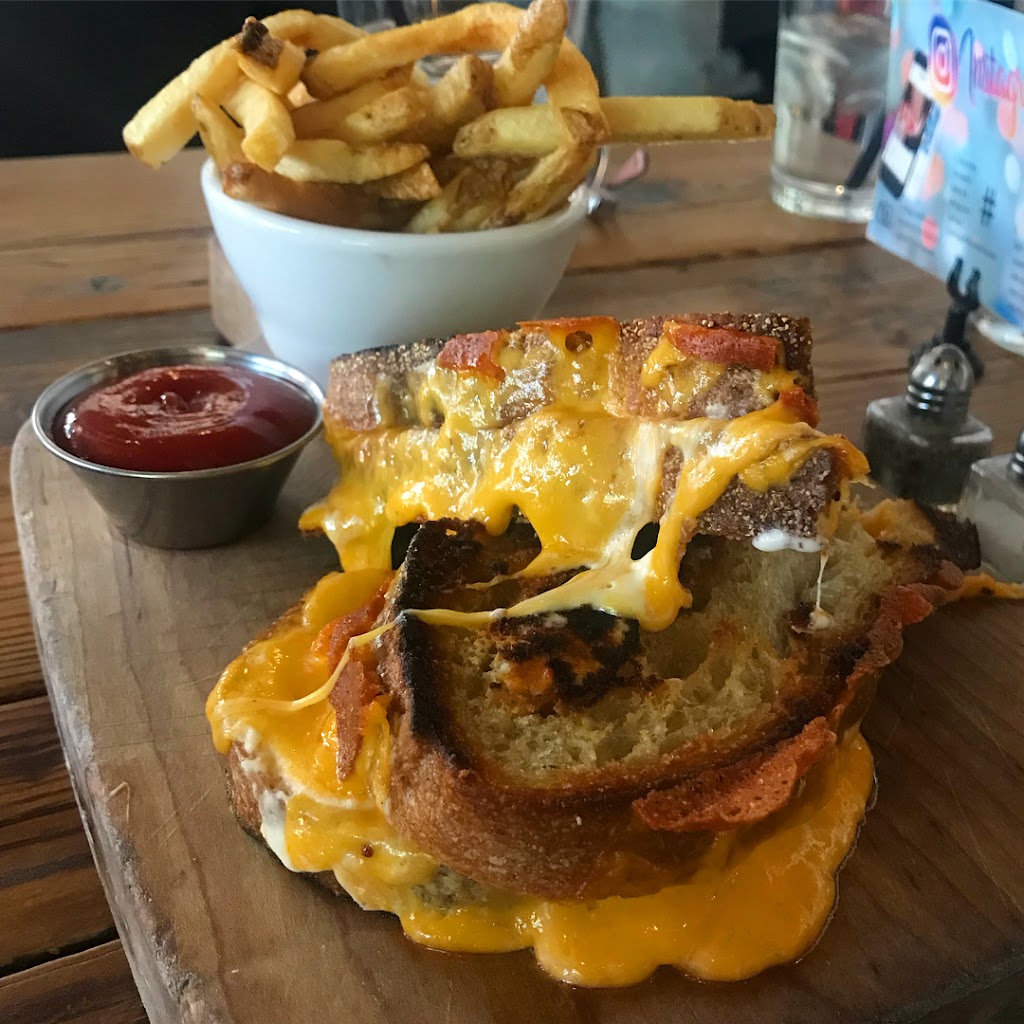 The Localist Kitchen | restaurant | 2403 E Aragon Rd, Tucson, AZ 85756, USA | 5202793644 OR +1 520-279-3644