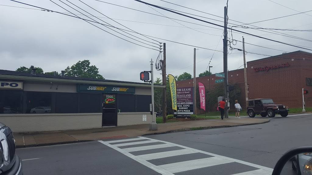 Subway | restaurant | 2500 Bardstown Rd, Louisville, KY 40205, USA | 5024529853 OR +1 502-452-9853