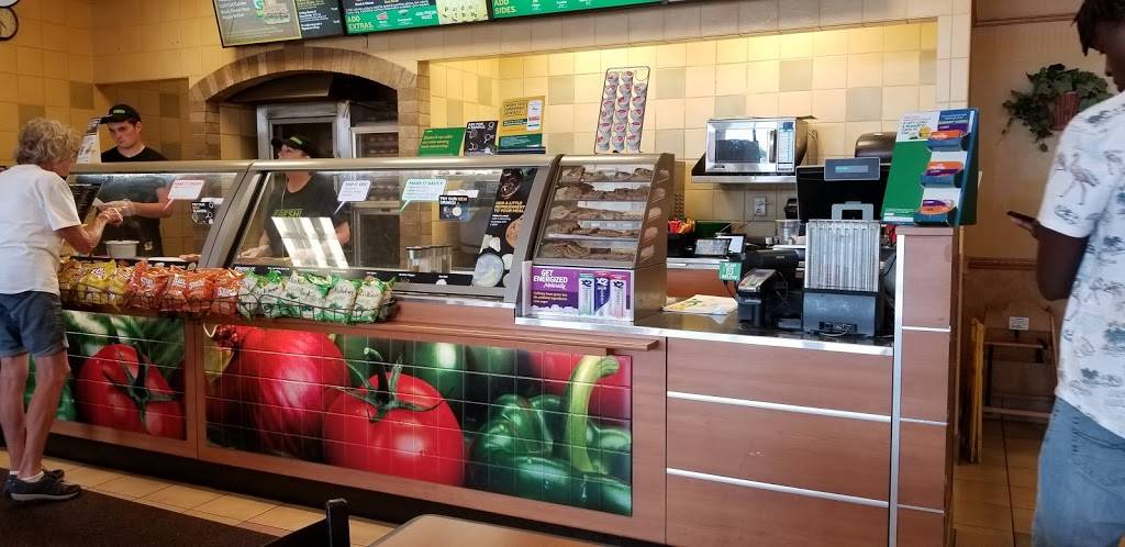 Subway | restaurant | 13758 83rd Way N, Maple Grove, MN 55369, USA | 7634209646 OR +1 763-420-9646