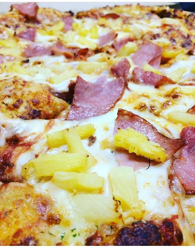 Dominos Pizza | meal delivery | 3332 W Andrew Johnson Hwy, Morristown, TN 37814, USA | 4235871133 OR +1 423-587-1133