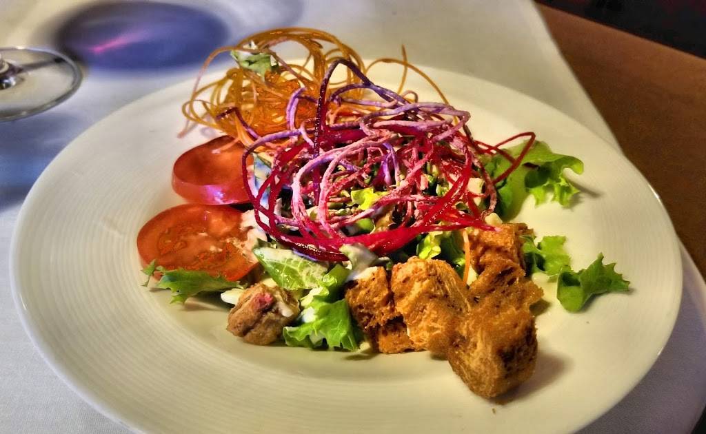 Clearies Restaurant & Lounge | night club | 1325 Eureka Way, Redding, CA 96001, USA | 5302414535 OR +1 530-241-4535