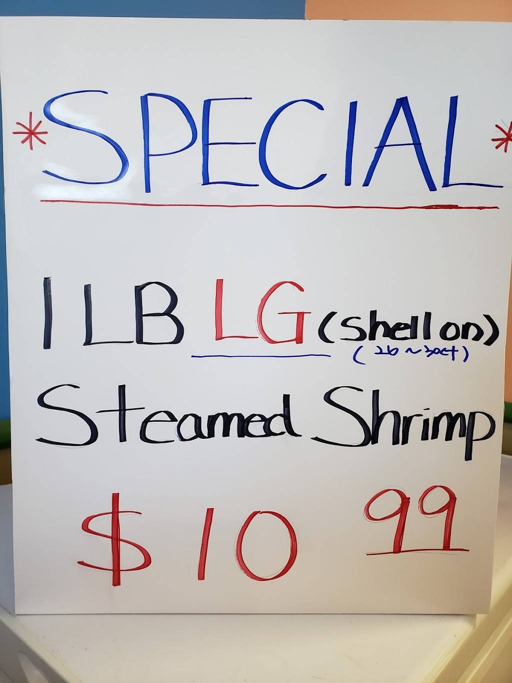 Old Bay Seafood | restaurant | 2125 Starmount Pkwy, Chesapeake, VA 23321, USA | 7574051239 OR +1 757-405-1239