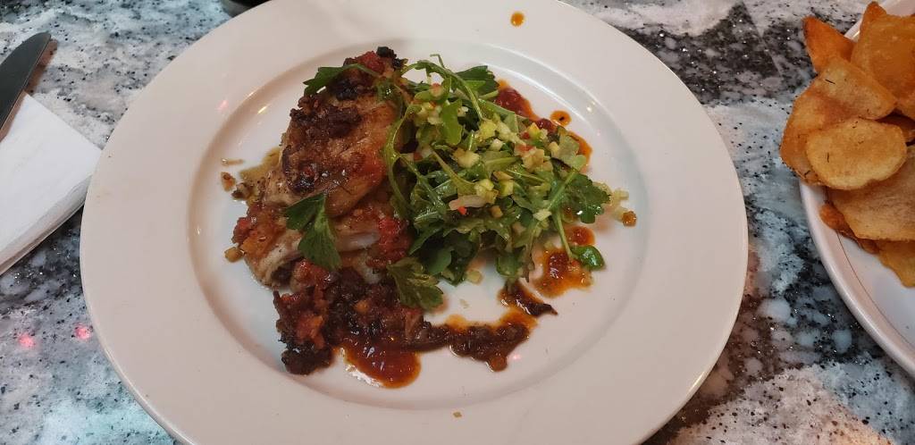 Epic Oyster | restaurant | 70 County Rd, North Falmouth, MA 02556, USA | 5085633742 OR +1 508-563-3742