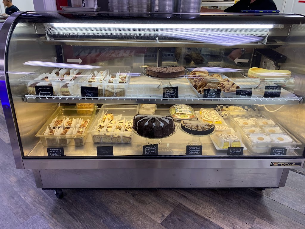 Paparazzi Gourmet Deli | meal takeaway | 2810 Thomas Dr, Panama City Beach, FL 32408, USA | 8505888244 OR +1 850-588-8244