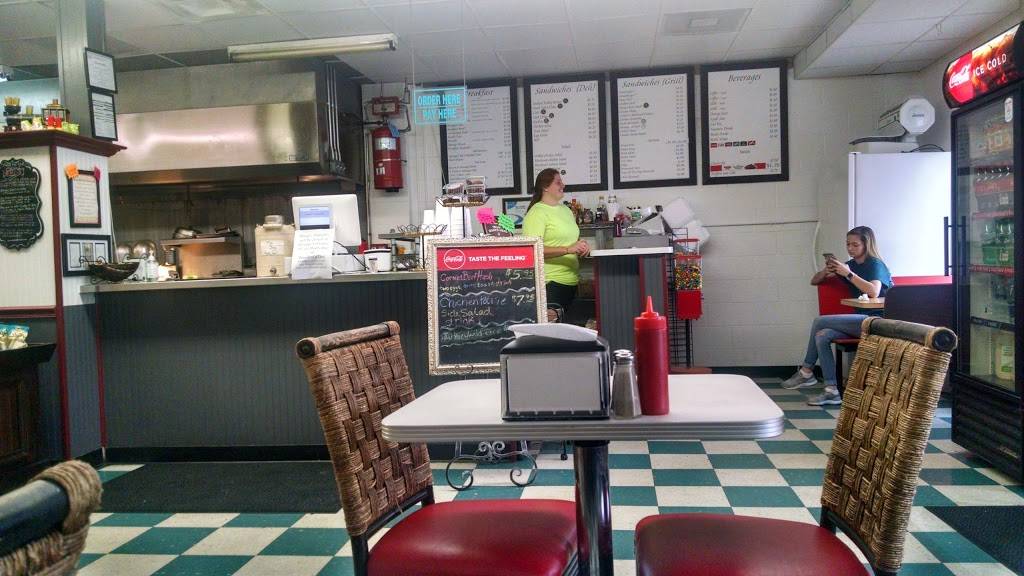 Hungry Hannahs | restaurant | 606 Gloucester St, Brunswick, GA 31520, USA | 9122658108 OR +1 912-265-8108