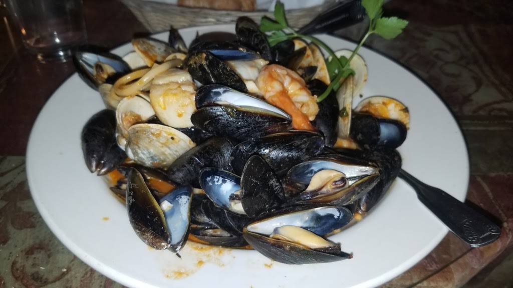 Bella Michaels Restaurant | restaurant | 57 River St, Oneonta, NY 13820, USA | 6074319166 OR +1 607-431-9166