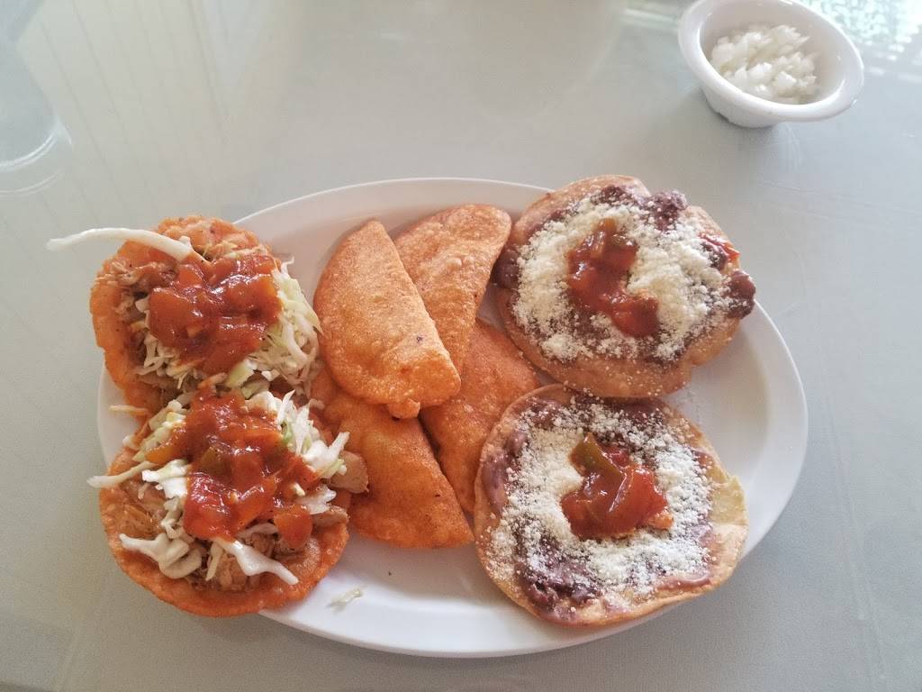 Little Belize | restaurant | 217 E Nutwood St, Inglewood, CA 90301, USA | 3106740696 OR +1 310-674-0696