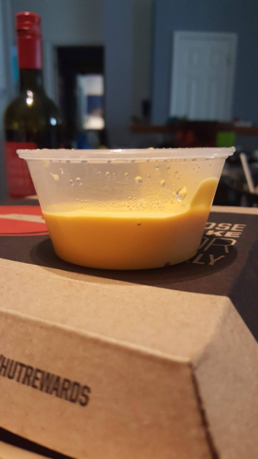 Pizza Hut | restaurant | 7620 S Meridian St, Indianapolis, IN 46217, USA | 3178897676 OR +1 317-889-7676