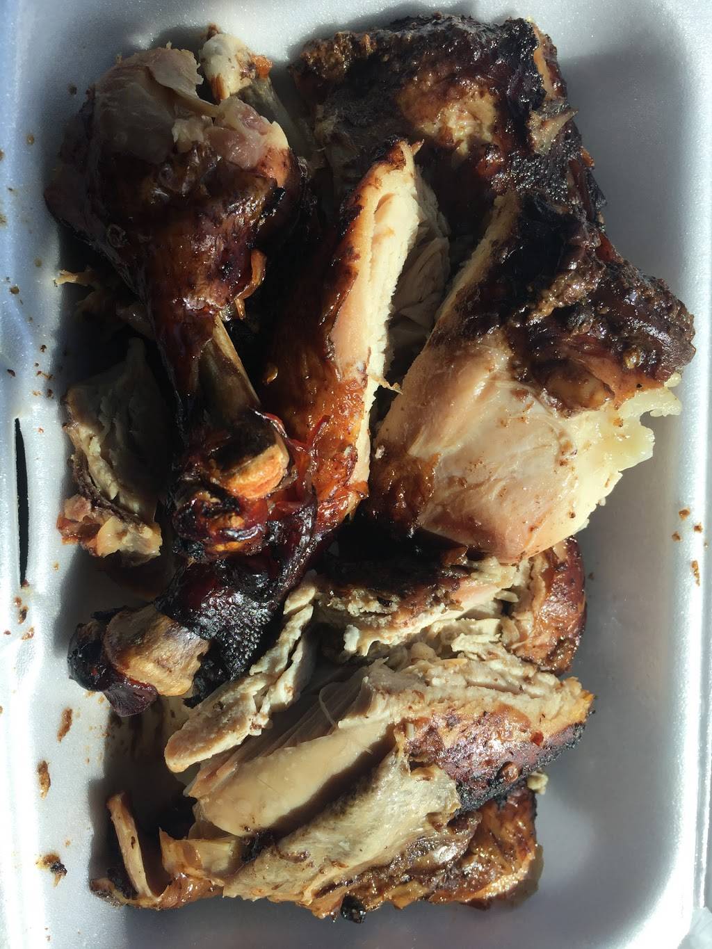 Jamaica House | restaurant | 2541 Finch Ave W, North York, ON M9M 2G1, Canada | 4167442913 OR +1 416-744-2913