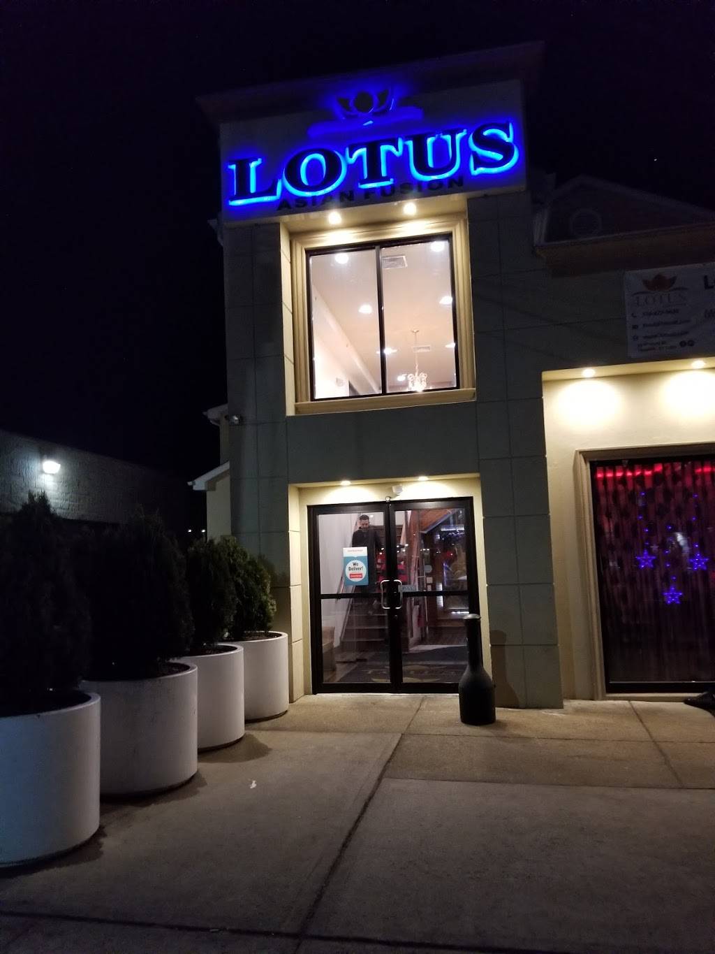 Lotus Asian Fusion | restaurant | 16 W Marie St, Hicksville, NY 11801, USA | 5168225600 OR +1 516-822-5600