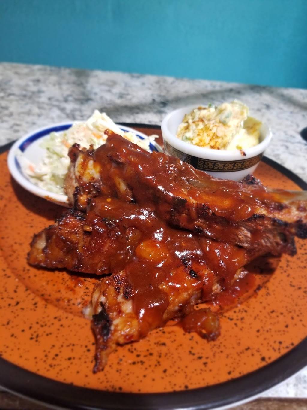 Malcolms Steakhouse | restaurant | 12746 Pearblossom Hwy, Pearblossom, CA 93553, USA | 6614857458 OR +1 661-485-7458