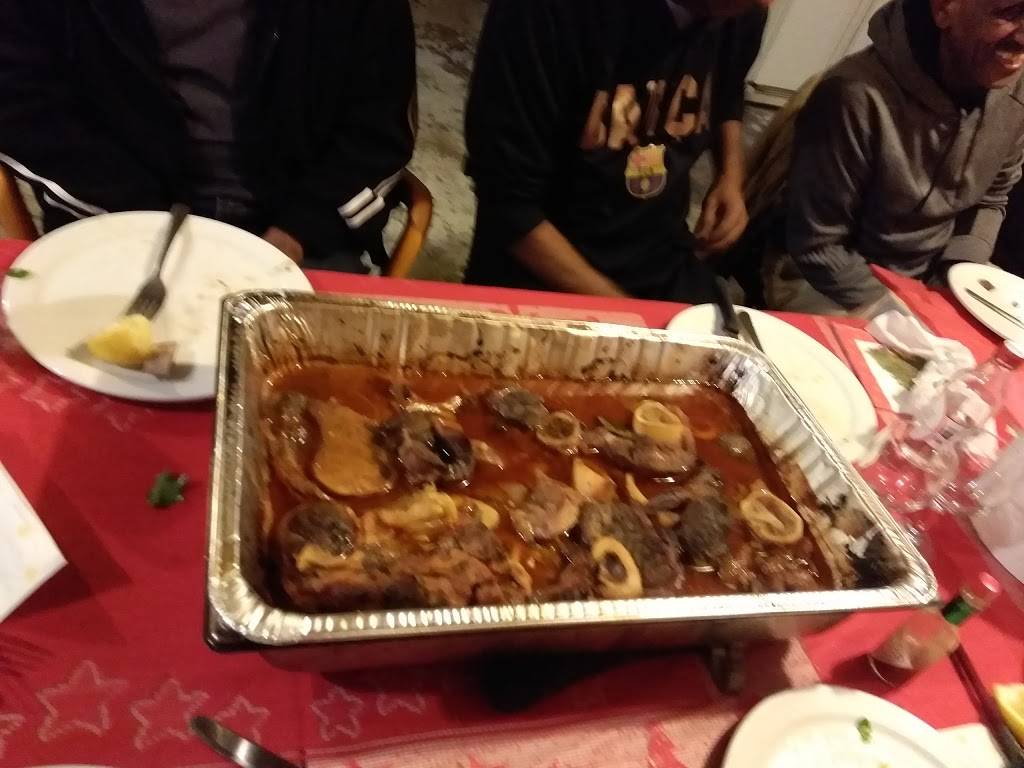 Castelo Sports Bar | restaurant | 1468 St Clair Ave W, Toronto, ON M6E 1C6, Canada | 4166534346 OR +1 416-653-4346