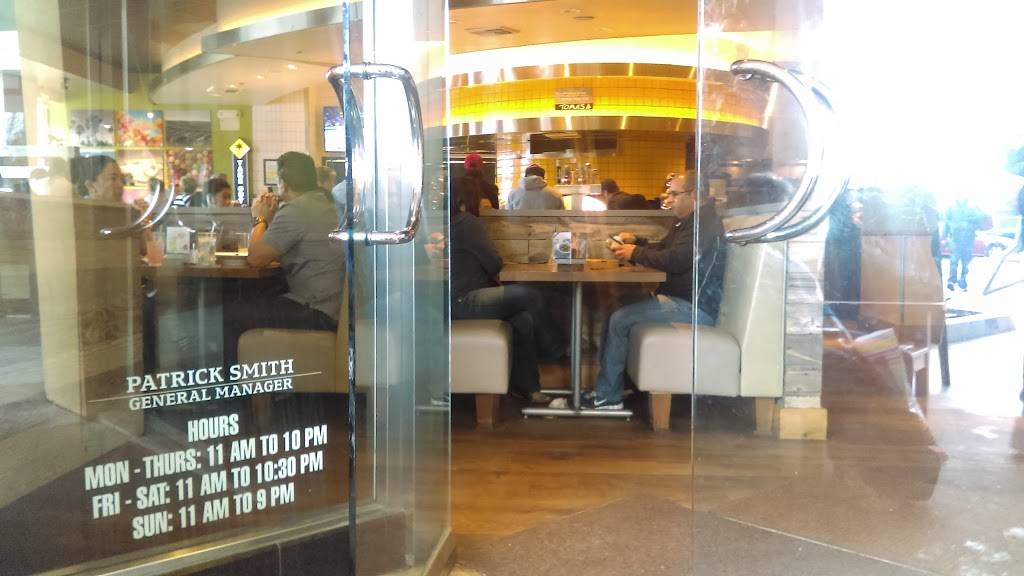 California Pizza Kitchen at Cerritos | restaurant | 310 Los Cerritos Center, Cerritos, CA 90703, USA | 5628654547 OR +1 562-865-4547