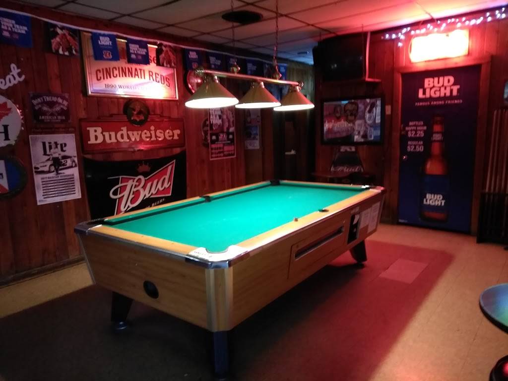 J Ds Bar & Grill | restaurant | 2406 Spring Grove Ave, Cincinnati, OH 45214, USA | 5137216867 OR +1 513-721-6867