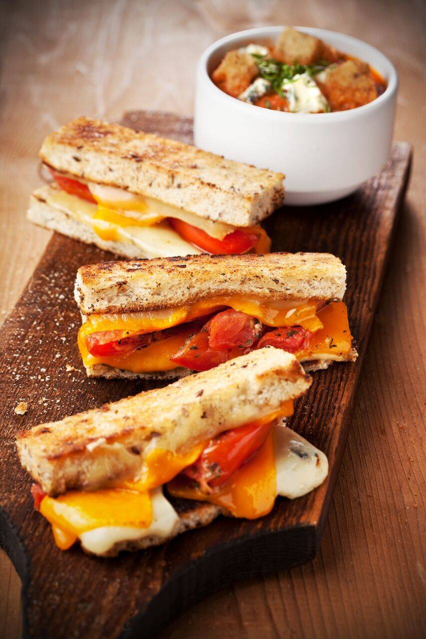 TownHall | cafe | 1909 W 25th St, Cleveland, OH 44113, USA | 2163449400 OR +1 216-344-9400