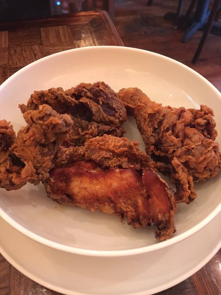 Golden Chick | meal takeaway | 4315 S Gevers St, San Antonio, TX 78223, USA | 2105322037 OR +1 210-532-2037