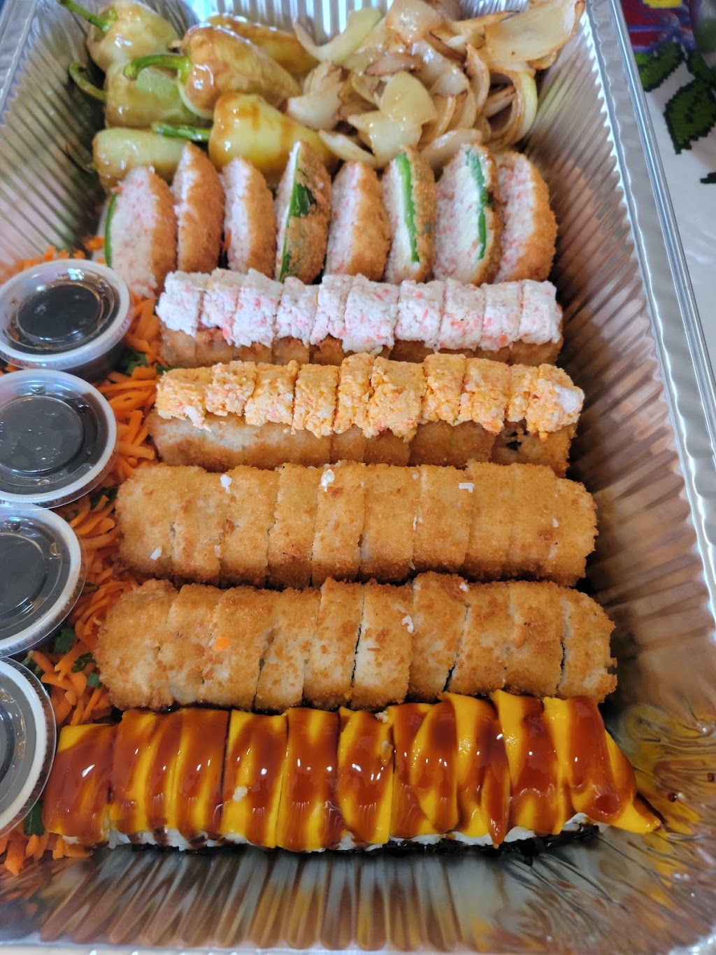 Sushi Roll Fontana | restaurant | 16555 Athol St, Fontana, CA 92335, USA | 9093296278 OR +1 909-329-6278