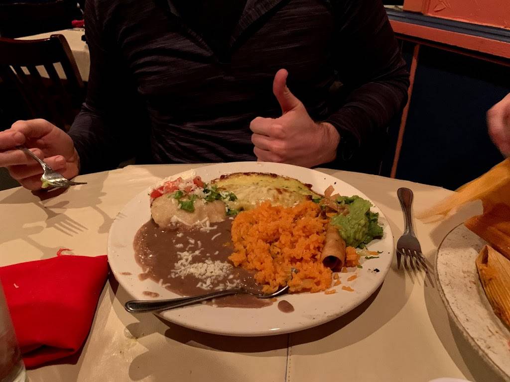 Pueblo Solis | restaurant | 5127 Hampton Ave, St. Louis, MO 63109, USA | 3143519000 OR +1 314-351-9000