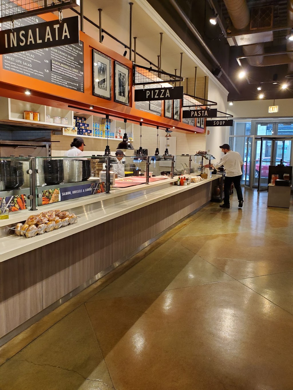 Sopraffina Marketcaffe | restaurant | 222 W Adams St, Chicago, IL 60606, USA | 3127264800 OR +1 312-726-4800