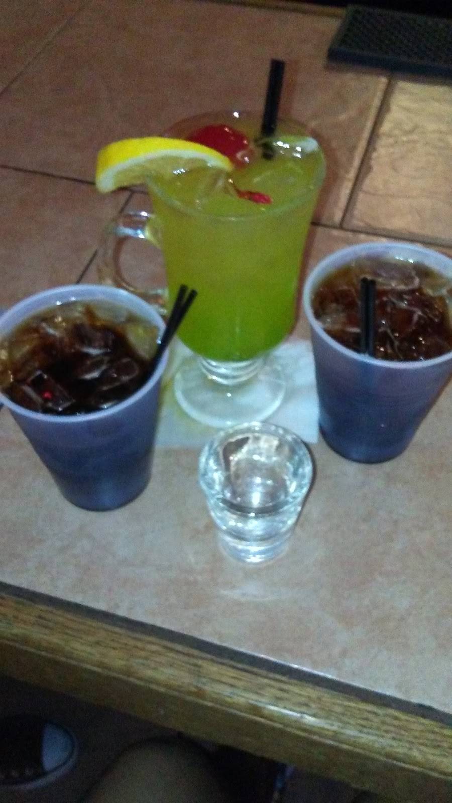 Ayalas Restaurant | restaurant | 709 Beechwood Ave, Bridgeport, CT 06605, USA | 2038708740 OR +1 203-870-8740