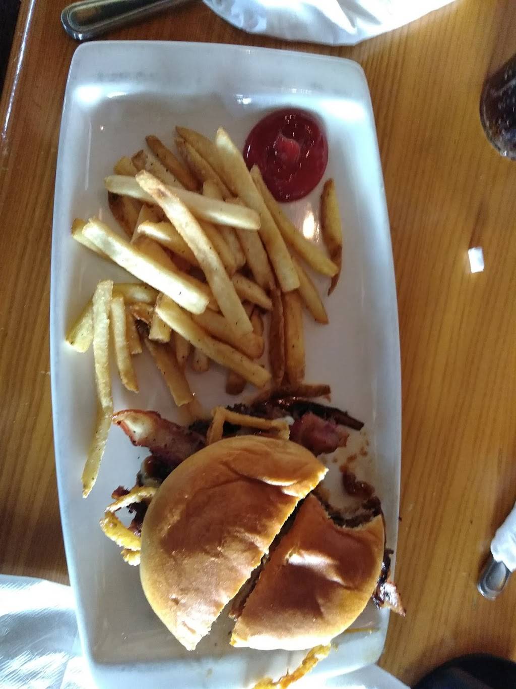 Applebees Grill + Bar | restaurant | 1008 GA-53, Calhoun, GA 30701, USA | 7069797402 OR +1 706-979-7402