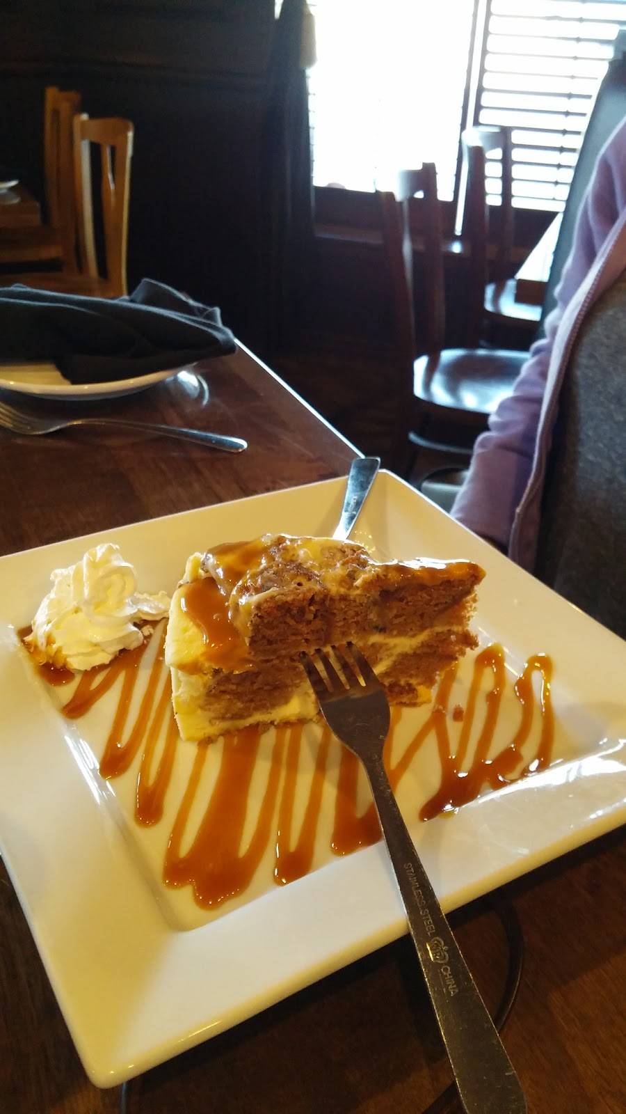 Frescos Euro Grille | restaurant | Ridley Heights Plaza, 100 4th Avenue Louth, St. Catharines, ON L2S 3P3, Canada | 9056878088 OR +1 905-687-8088