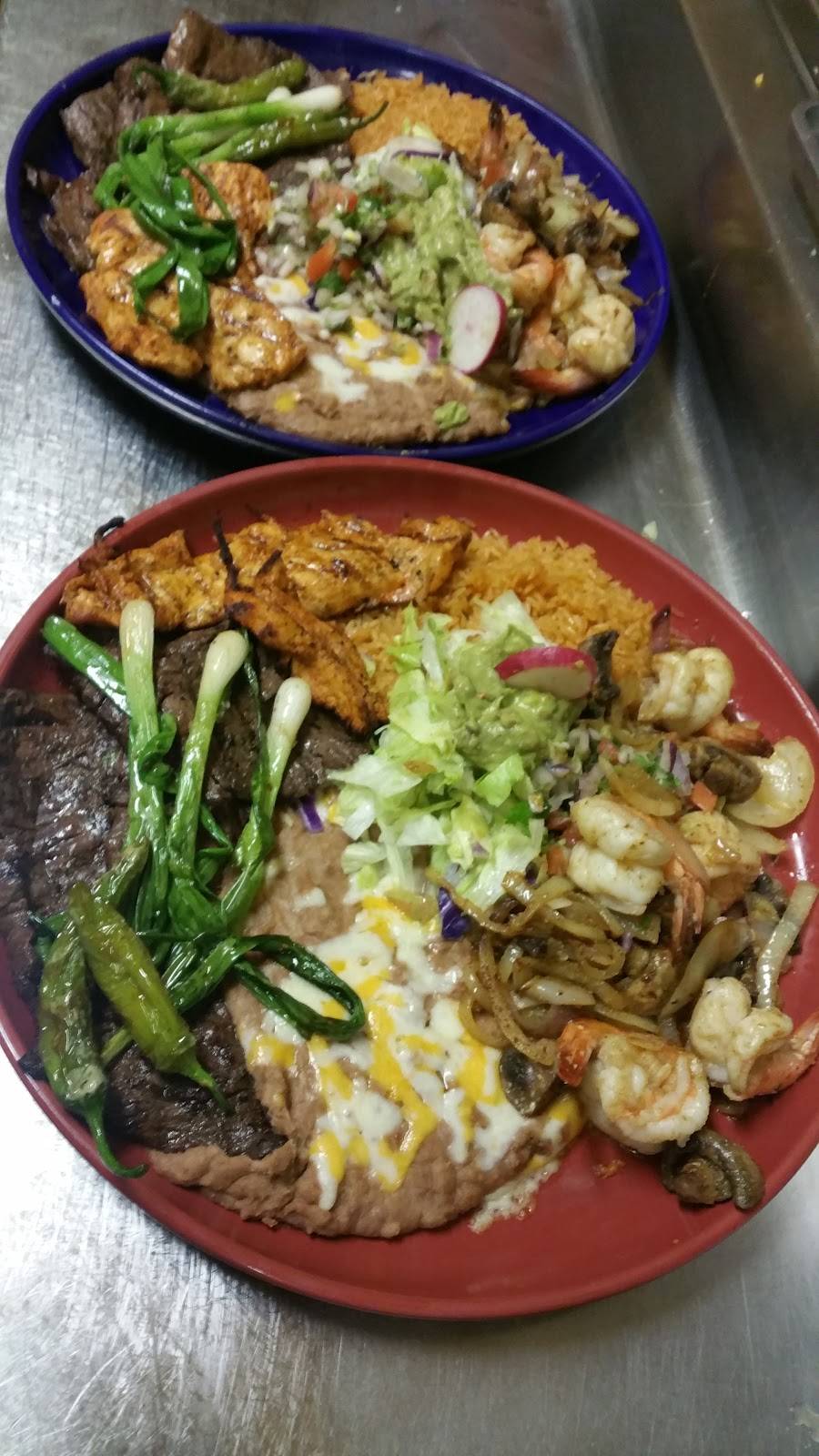 La Casa Tapatia Mexican Restaurant | restaurant | 1175 Lewis River Rd, Woodland, WA 98674, USA | 3602253104 OR +1 360-225-3104