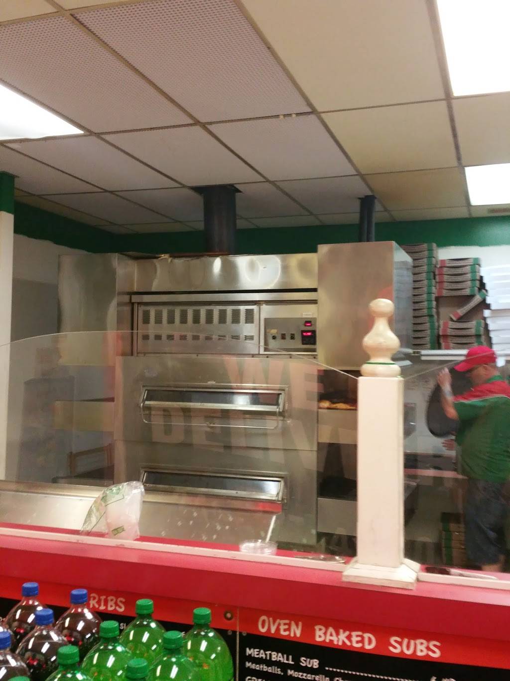 Toarminas Pizza | restaurant | 3863, 27630 W Seven Mile Rd, Livonia, MI 48152, USA | 2487774500 OR +1 248-777-4500