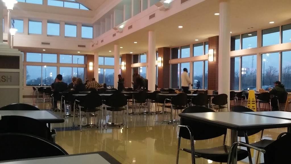 Hardees | restaurant | 6410 County Hwy 165, Genoa, OH 43430, USA | 4198557239 OR +1 419-855-7239