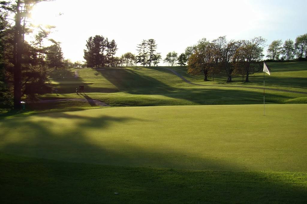 Thorn Spring Golf Course and Event Center | restaurant | 4360 Country Club Dr, Pulaski, VA 24301, USA | 5409805851 OR +1 540-980-5851