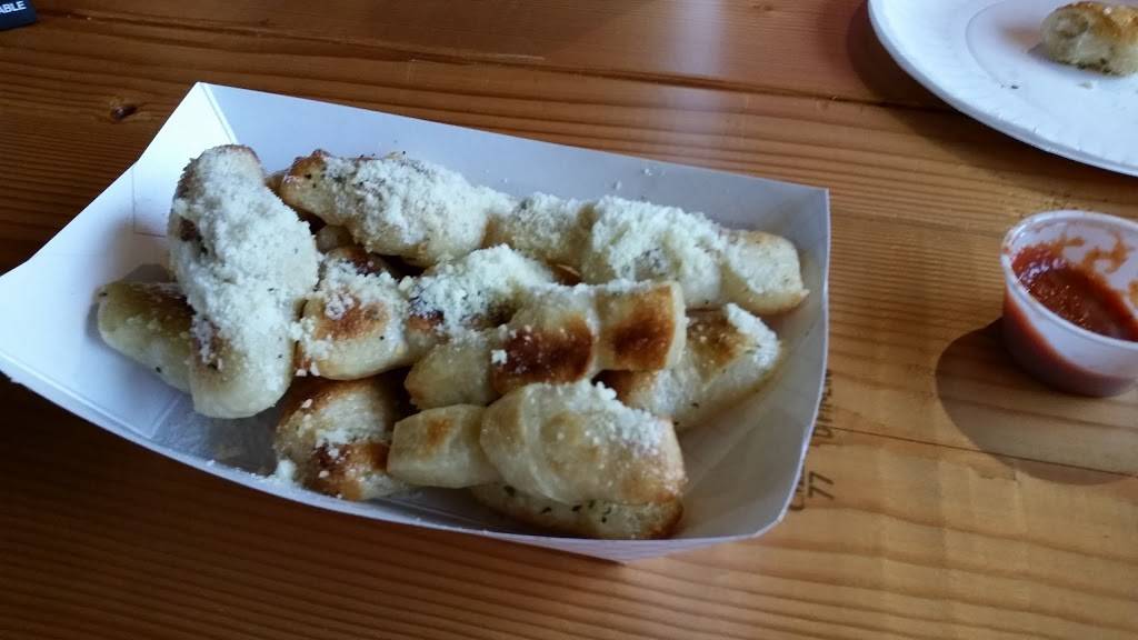 Fat Joes Pizzeria | restaurant | 1716 Grand Ave, Wausau, WI 54403, USA | 7152980902 OR +1 715-298-0902