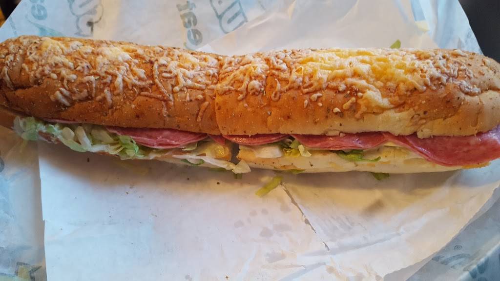 Subway | restaurant | 1380 Columbia Ave Store# 18, Stone Mill Plaza, Lancaster, PA 17603, USA | 7177350626 OR +1 717-735-0626