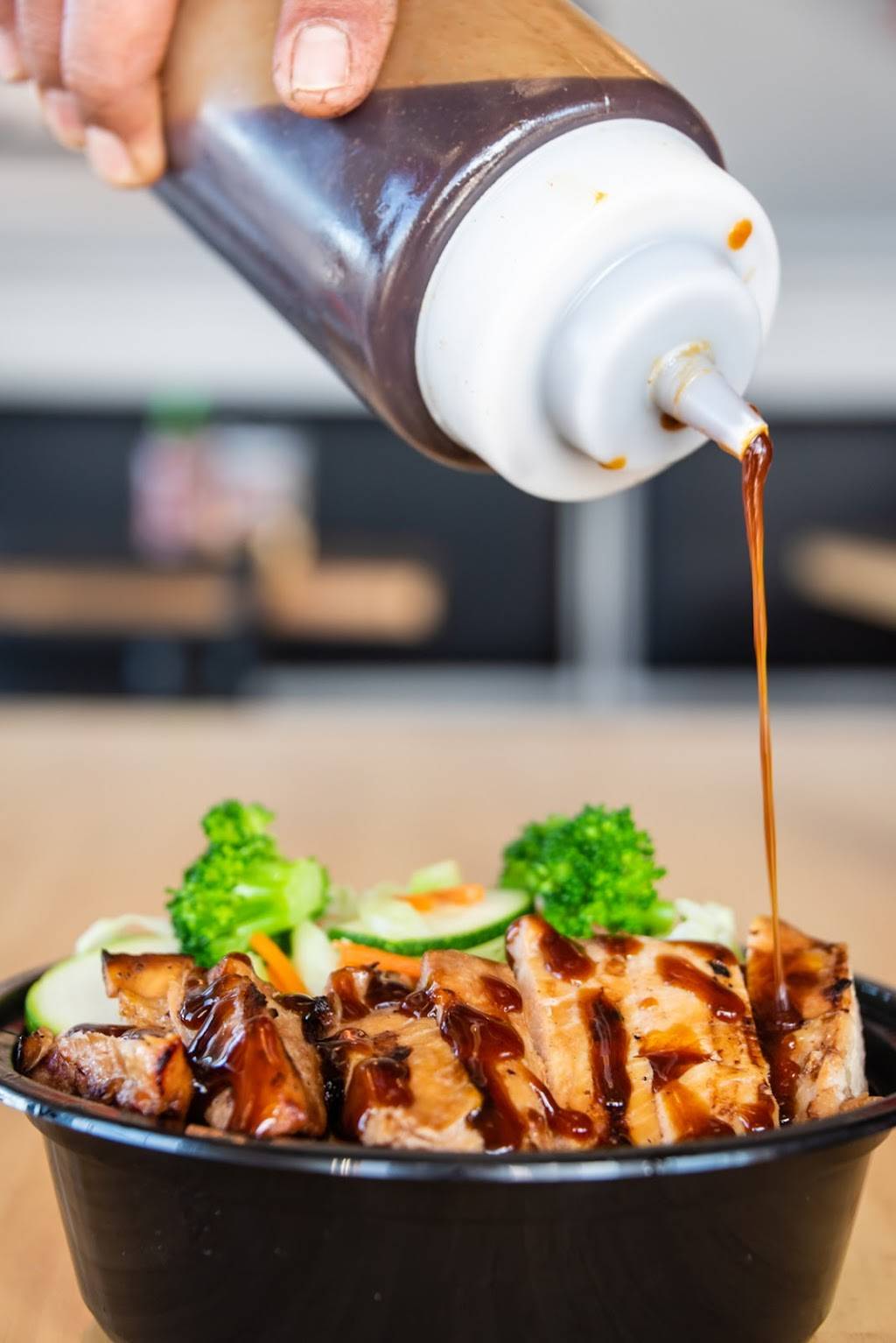 Teriyaki Madness | restaurant | 5730 S 108th St, Hales Corners, WI 53130, USA | 4143778050 OR +1 414-377-8050