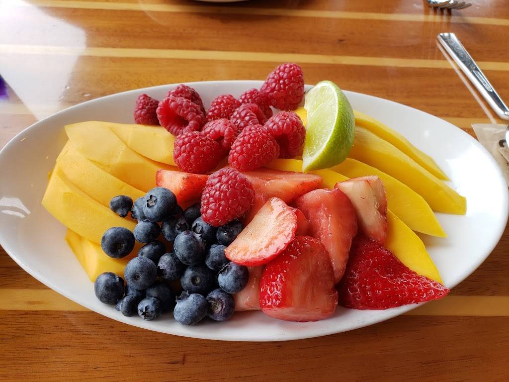 Schooners Coastal Kitchen & Bar | restaurant | 400 Cannery Row, Monterey, CA 93940, USA | 8313722628 OR +1 831-372-2628