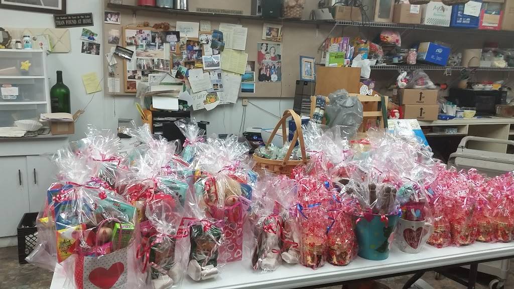 Cafe Deli-icious | restaurant | 413 River St, Troy, NY 12180, USA | 5182718787 OR +1 518-271-8787