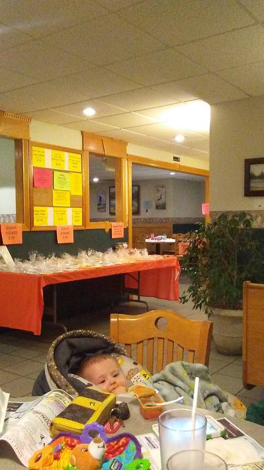 Daniels Restaurant | restaurant | 55 E South Ave, Hesperia, MI 49421, USA | 2318541313 OR +1 231-854-1313