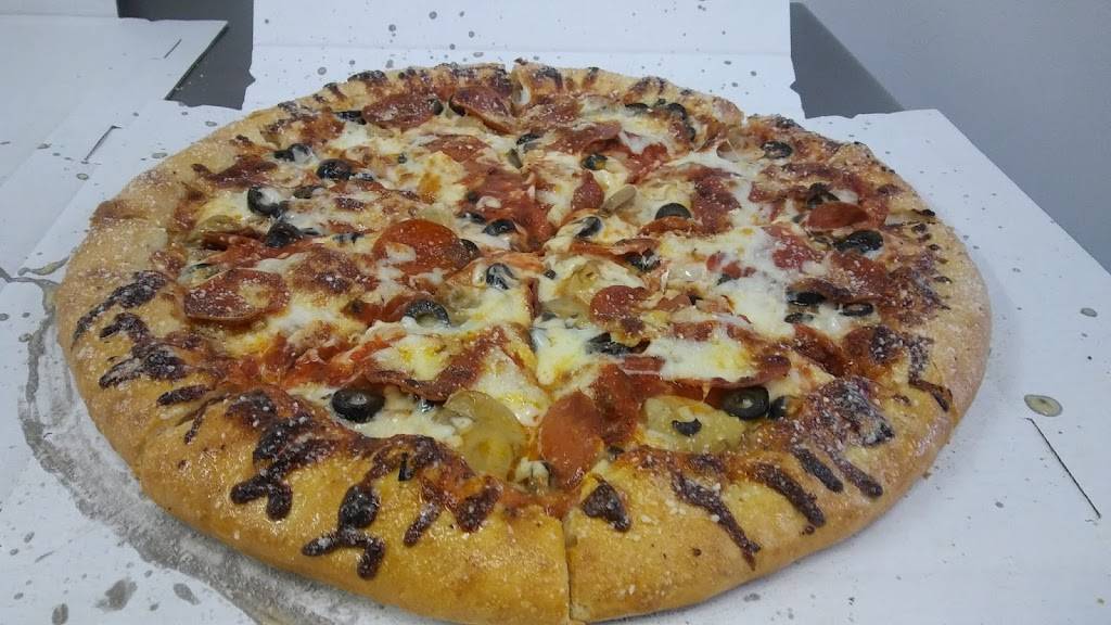The Pizza Pit | restaurant | 906 Main St, Ashton, IL 61006, USA | 8154532152 OR +1 815-453-2152