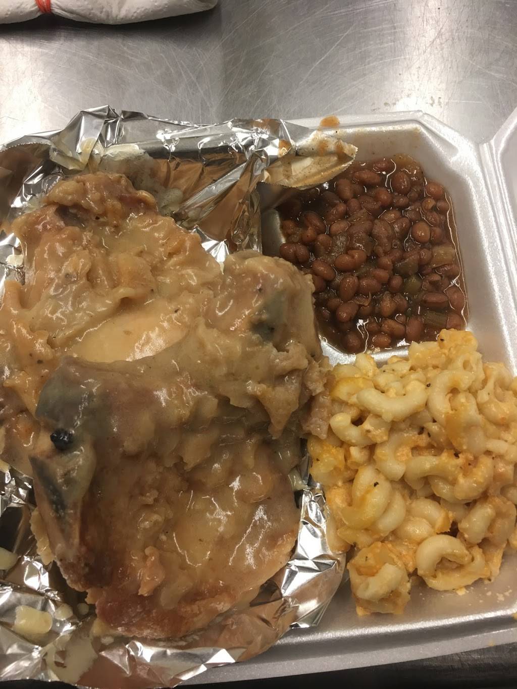 Goodness Gracious Soul Eatery | restaurant | 4914 Main Ave, Ashtabula, OH 44004, USA | 4403393938 OR +1 440-339-3938