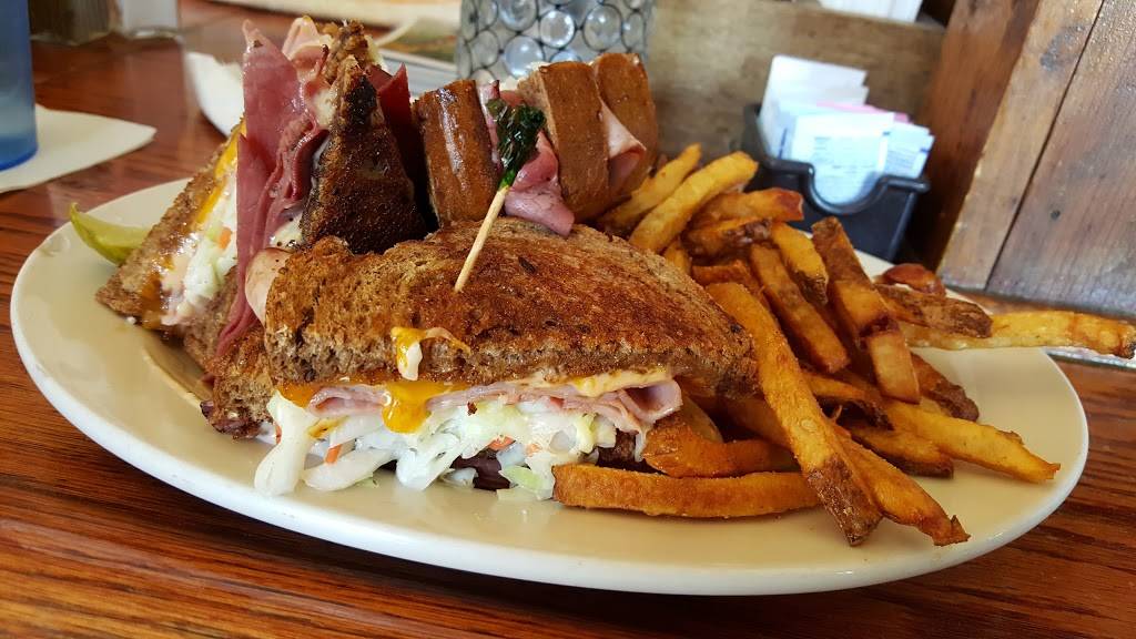 Poes Pub | restaurant | 2706 E Main St, Richmond, VA 23223, USA | 8046482120 OR +1 804-648-2120