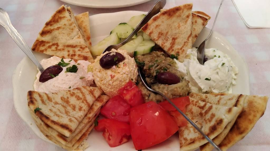 Gregorys 26 Corner Taverna | restaurant | 26-02 23rd Ave, Long Island City, NY 11105, USA | 7187775511 OR +1 718-777-5511