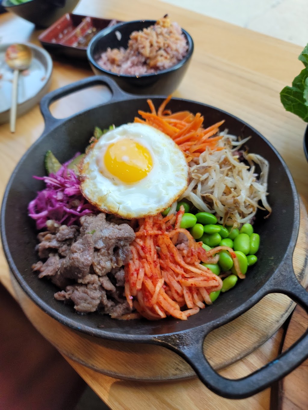 Chard | restaurant | 222 E Erie St, Milwaukee, WI 53202, USA | 4148852611 OR +1 414-885-2611