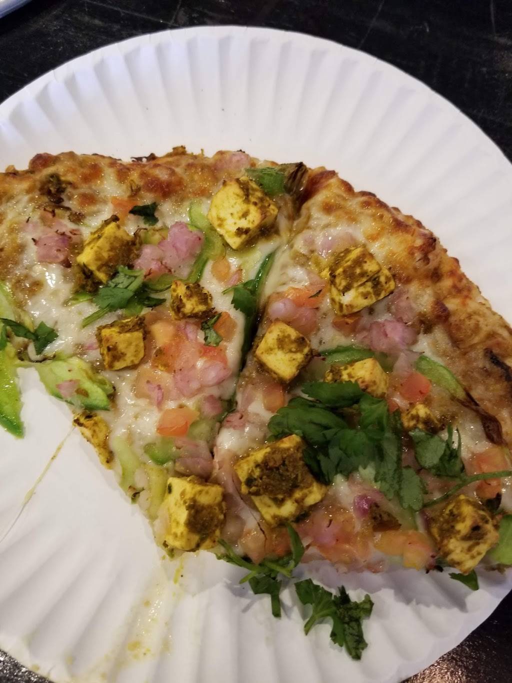 Curry on Pizza | restaurant | 248-49 Jamaica Ave, Queens, NY 11426, USA | 9294051000 OR +1 929-405-1000