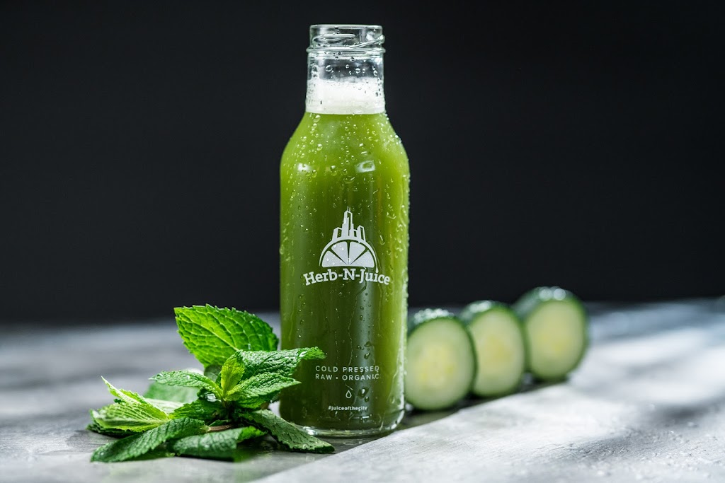 Herb-N-Juice | cafe | 3158 N Lakefront Trl, Chicago, IL 60657, USA | 7738990446 OR +1 773-899-0446